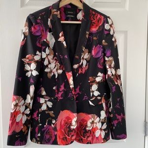 RW&Co Floral Blazer